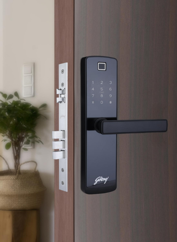 Godrej Smart Lock I Catus Touch Plus I Digital Lock for Wooden Door I 4 in 1 Access I Fingerprint I RFID I PIN Access I Mechanical Key I 3 Strong Dead Locking Bolts I Black Finish I 3 Years Warranty