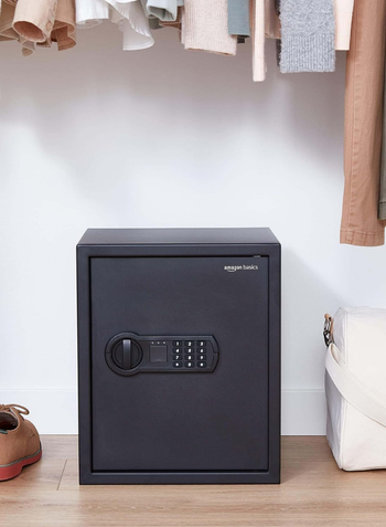 Amazon Basics Digital Safe With Electronic Keypad Locker For Home, Gross Capacity - 49L (Net - 43L ), Black